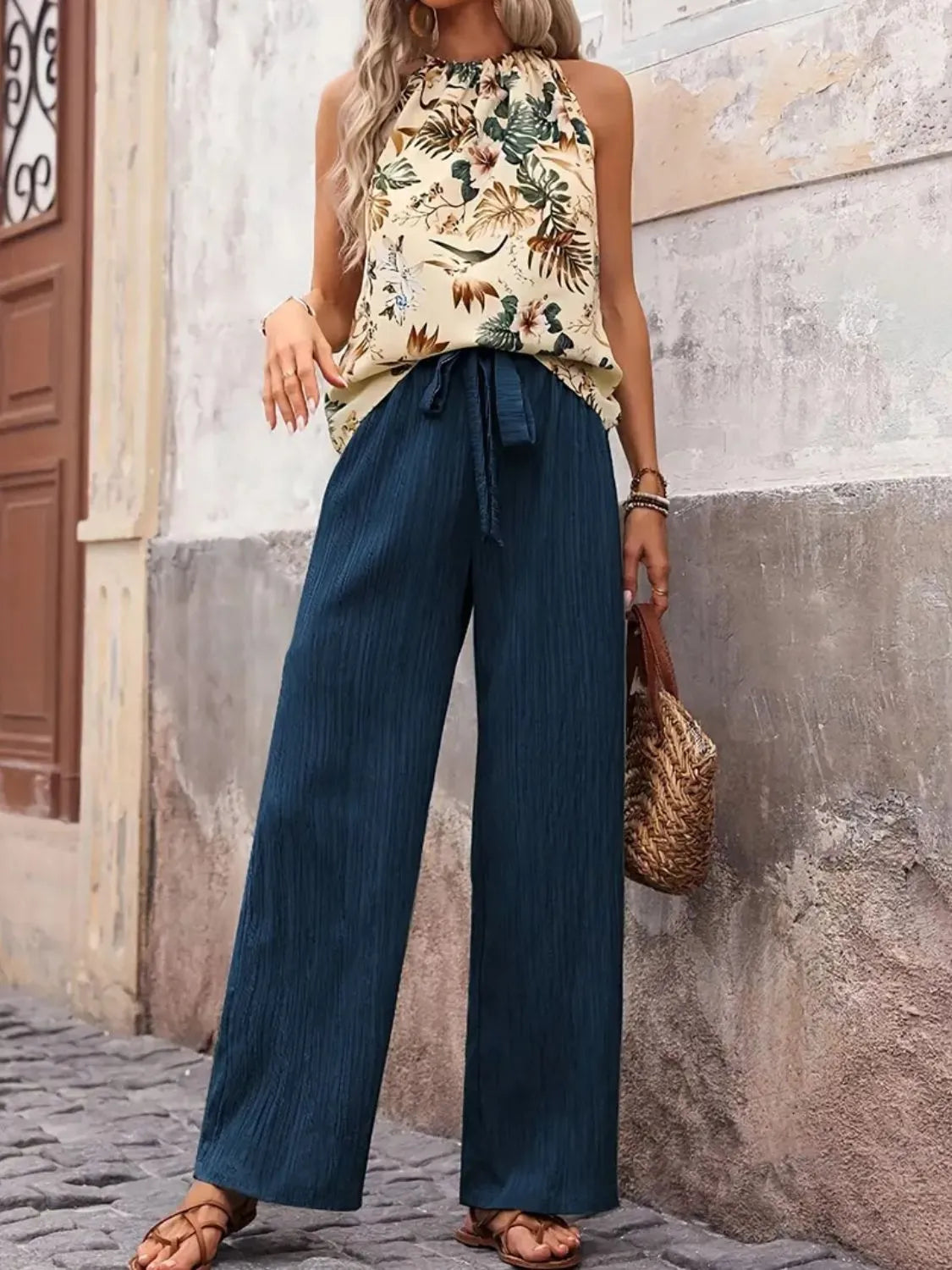 Women's Printed Tank Top and Wide Leg Pants Set Outfit