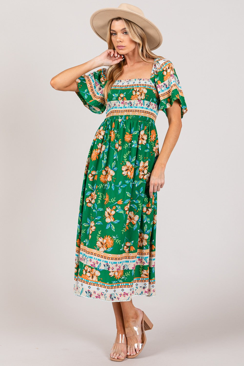 SAGE + FIG Green Printed Smocked Short Sleeve Midi Dress