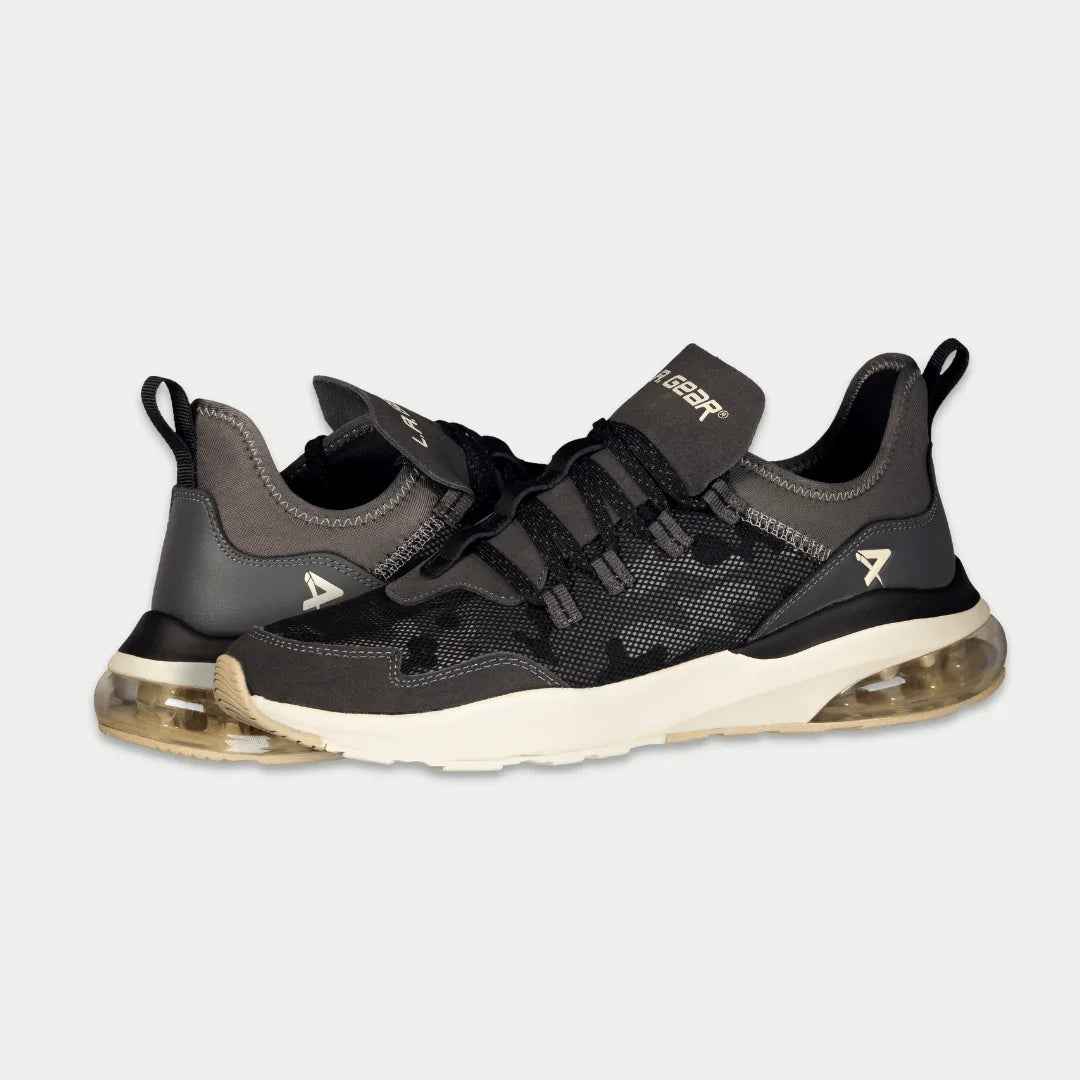 LA Gear Men’s Runyon Lowtop | Black x Gray