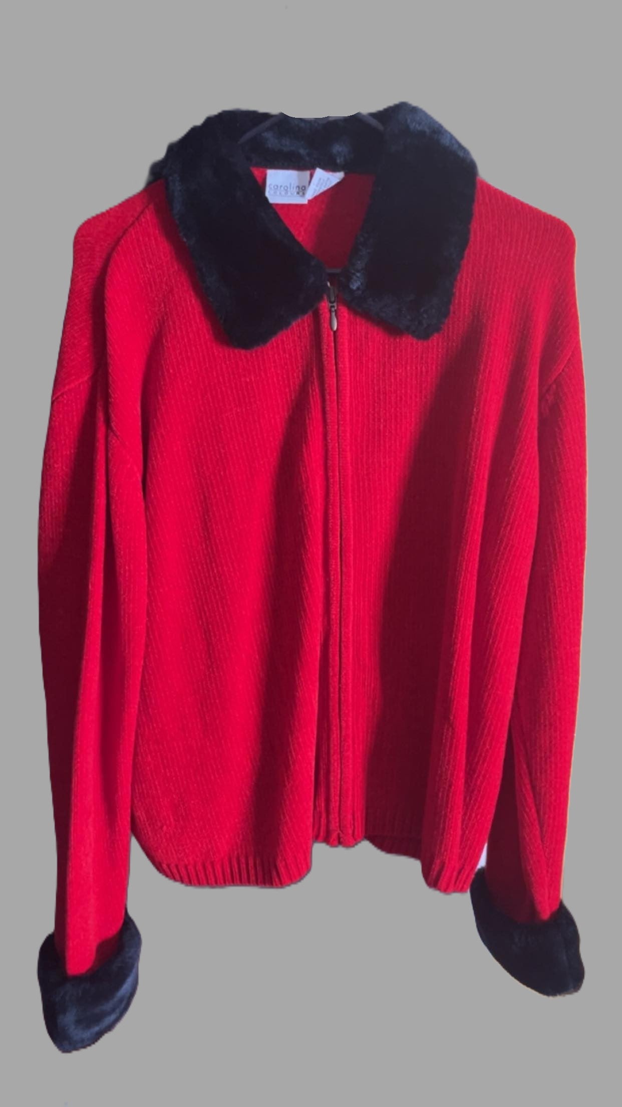 Carolina Colours Red Zipper Sweater with Black Fur Collar & Cuffs - size XL