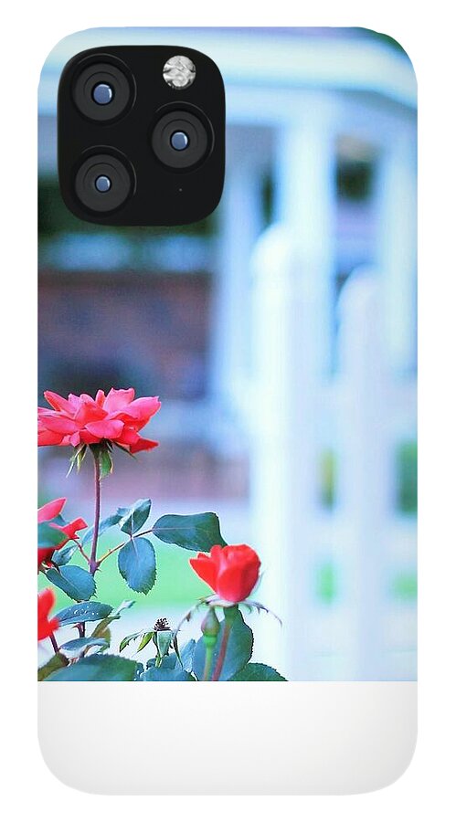 Red Flowers in Bloom - Phone Case
