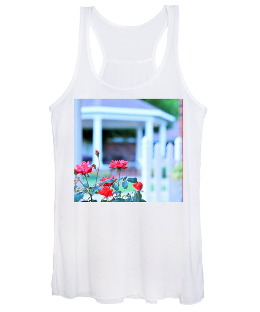 Red Flowers in Bloom Women's Tank Top