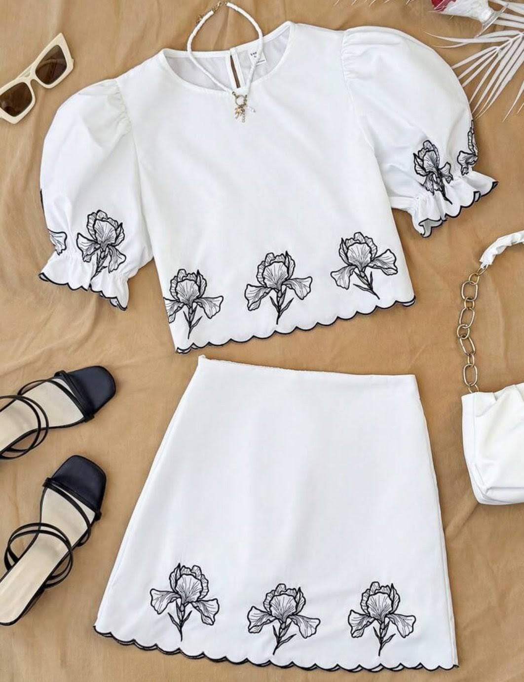 Women's Summer White Floral 2-piece Crop Top & Mini Pencil Skirt Outfit Set