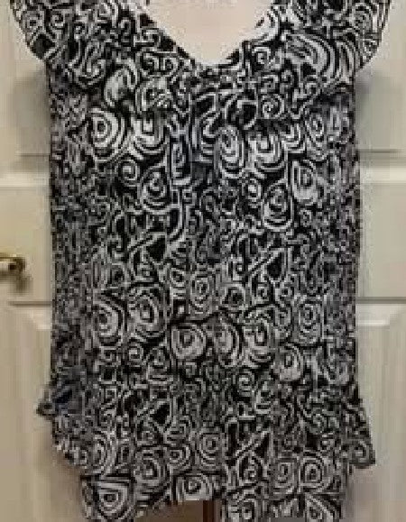 Essentials by Milano Black Frilly Shirt - size L