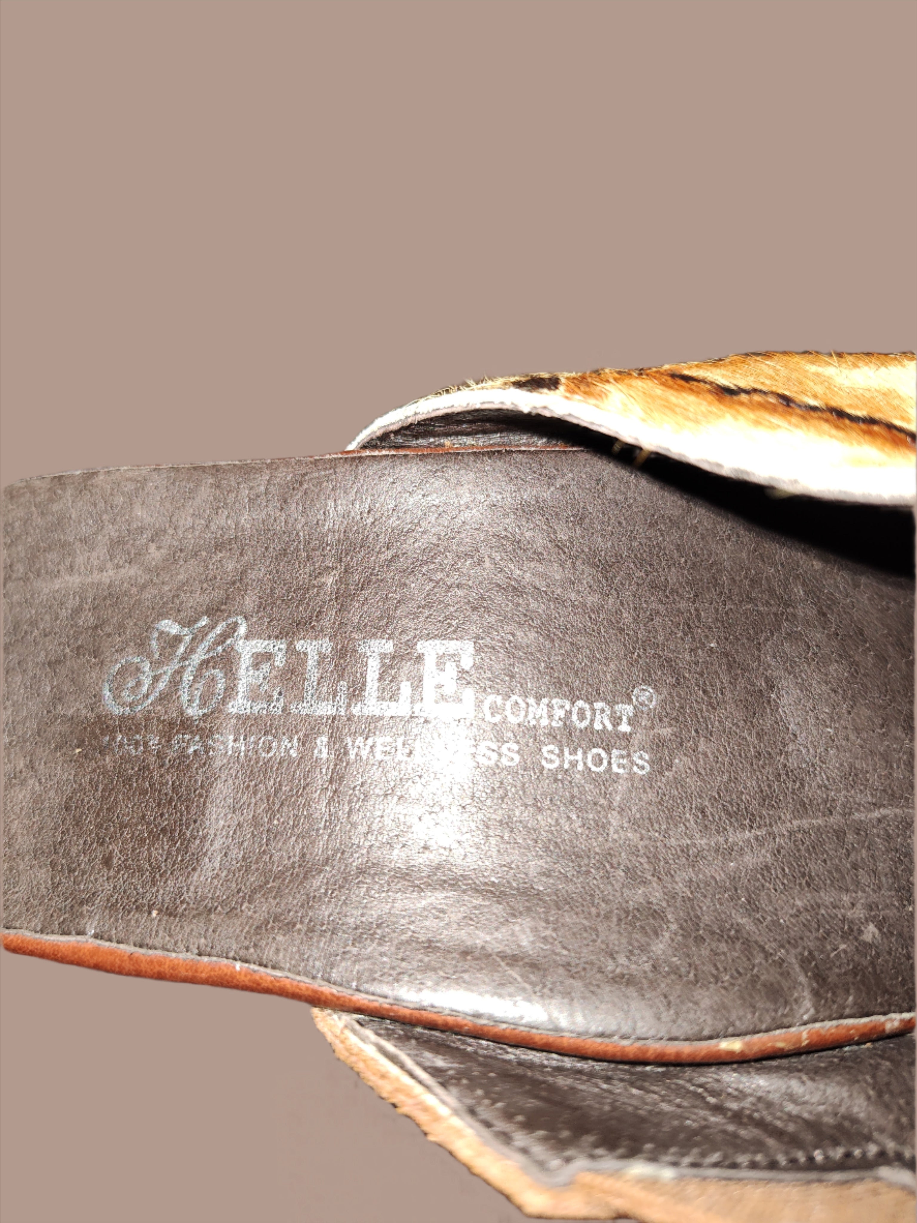 Helle Comfort Brown Wedges - preowned