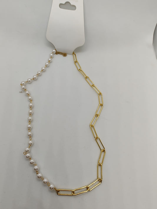 Collar de clip y perlas