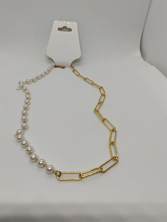 Collar de clip y perlas