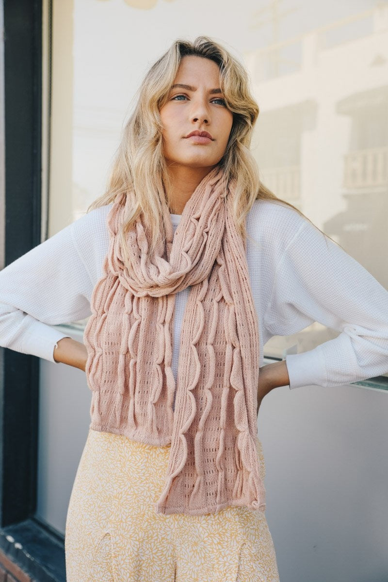 Scallop Ruffle Knit Scarf