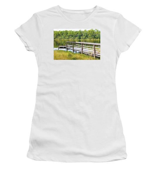Serene Florida Lakeside Dock - Women's T-Shirt