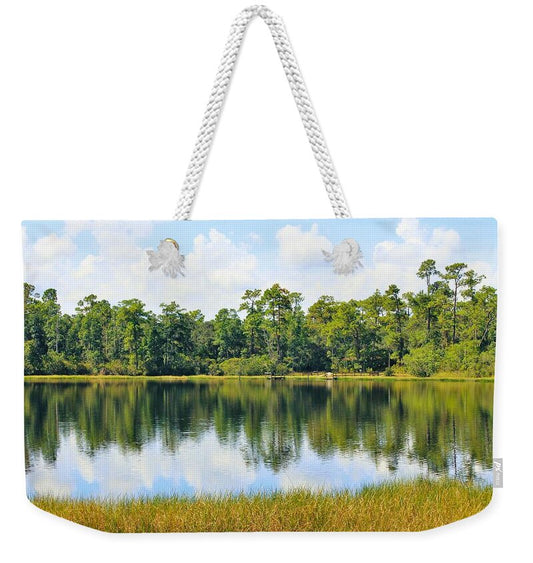 Serene Horse Shoe South Lake in Chuluota Florida - Weekender Tote Bag