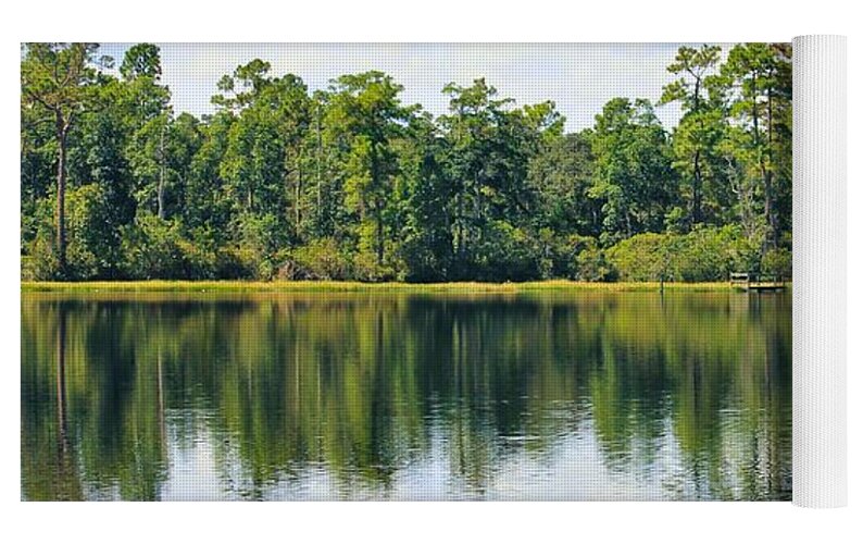 Serene Horse Shoe South Lake in Chuluota Florida - Yoga Mat