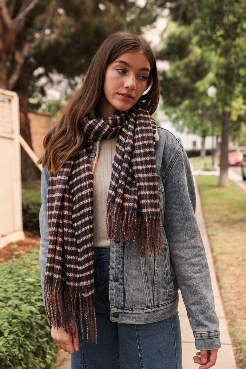 Tartan Woven Tassel Scarf