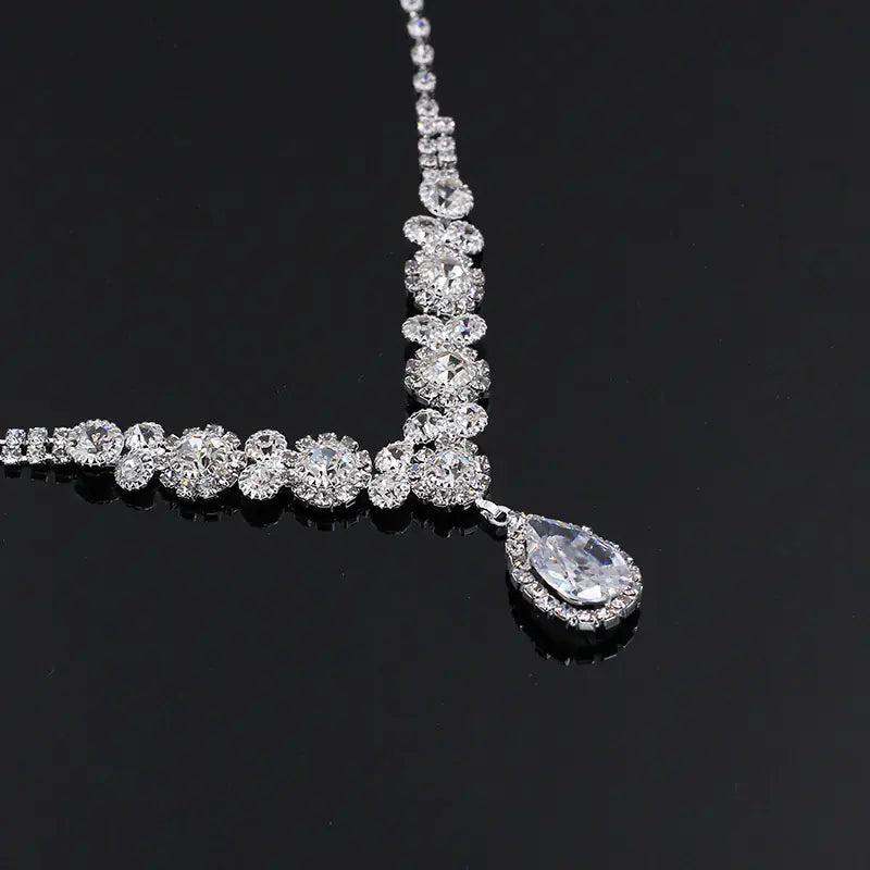 Luxury Zirconia Waterdrop Necklace and Earrings Jewelry Set
